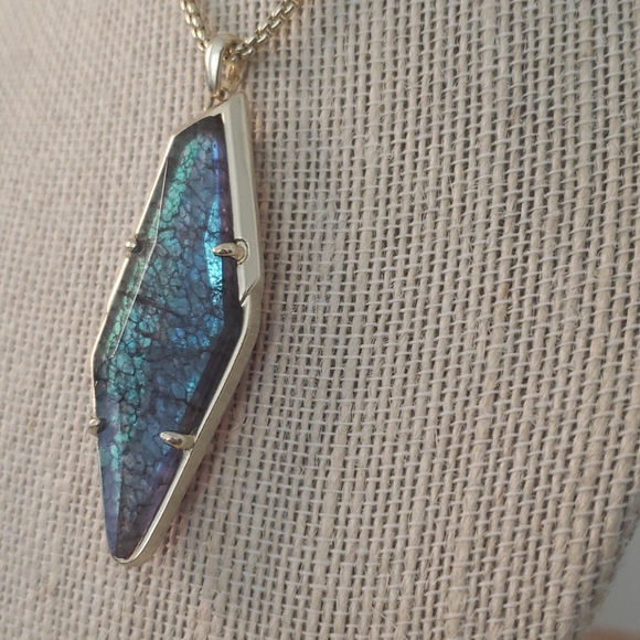 Kendra Scott Beatrice Necklace - Picture 2 of 7